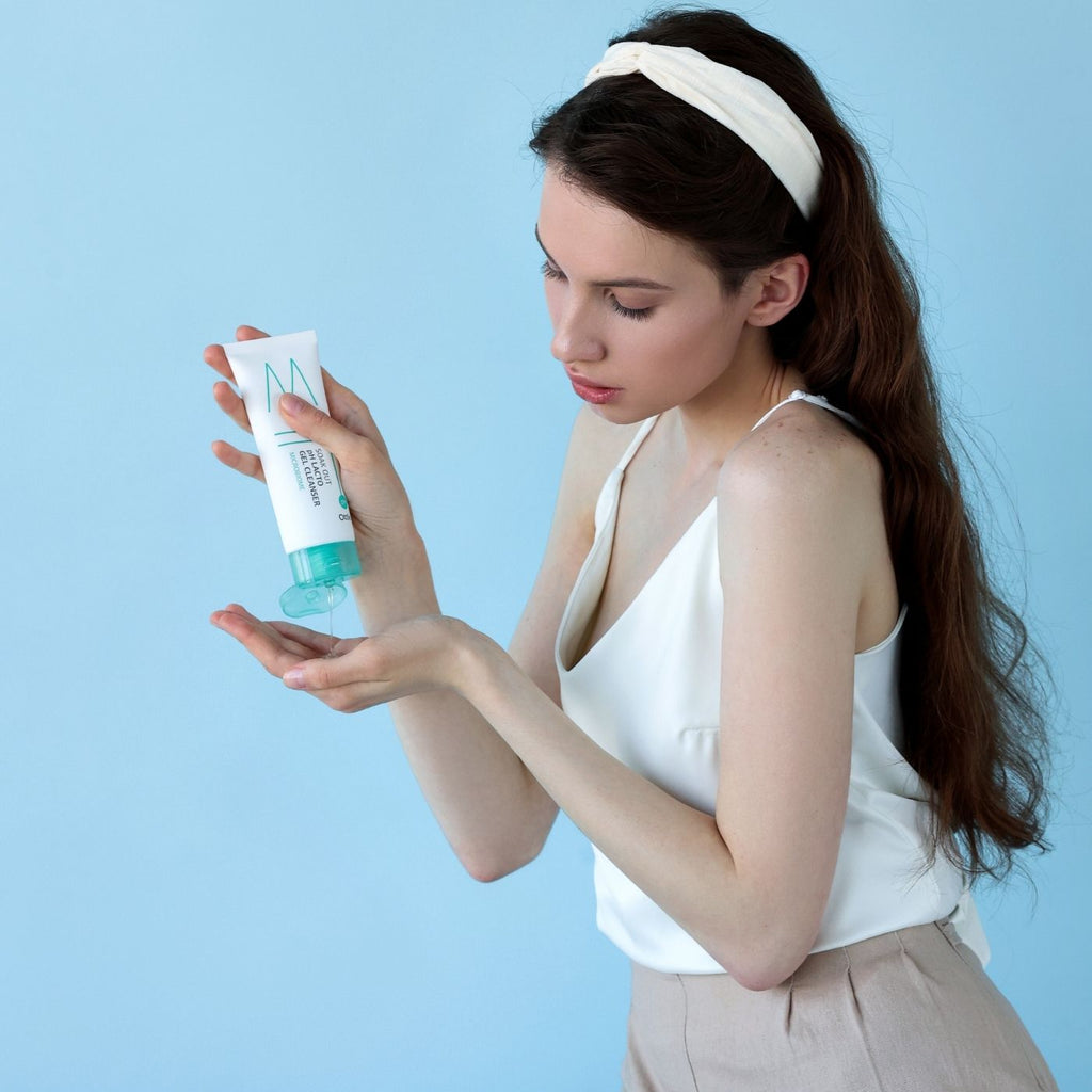 Gel Cleanser con lacto PH de Ottie