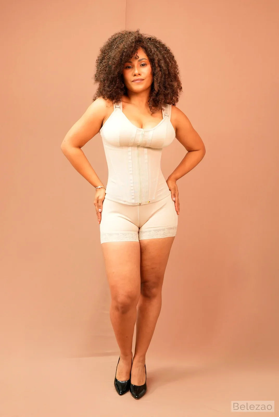 Chaleco Siluett Top en beige, cuerpo entero